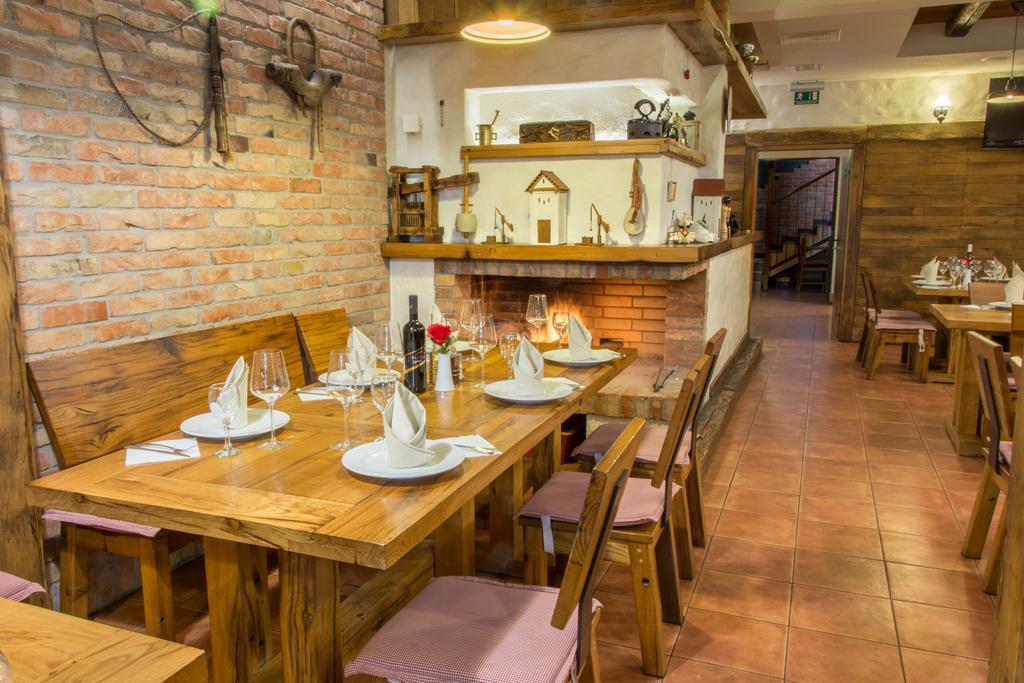 Hotel Delminivm Zagabria Esterno foto